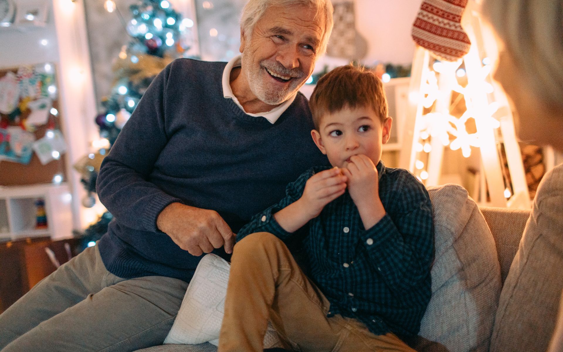 Christmas for Seniors: 6+ Tips to Support Seniors During the Holidays