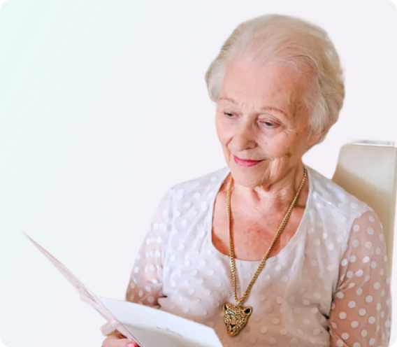 Senior woman reviewing Hero Home Care services for Dementia Support and Alzheimer’s Care in North Vancouver